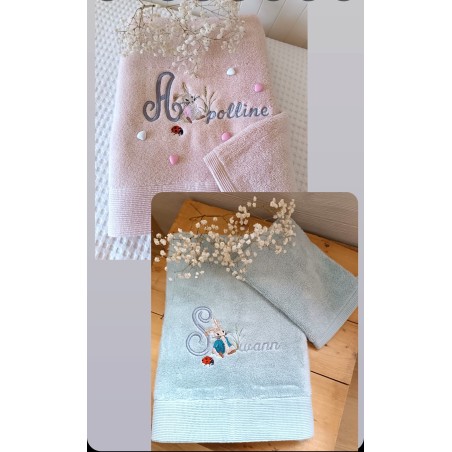 Monogramme Pierre lapin Monogramme Pierre lapin