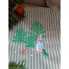 l'espiègle et les sapins enneigés.
