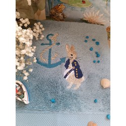 L'élégante largue les amarres